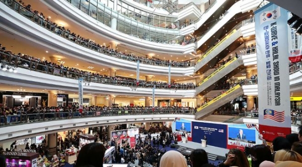 ‘한-말레이시아 한류-할랄 전시회’가 지난 3월 12일 말레이시아 쿠알라룸푸르 '원 우타마 쇼핑센터'에서 성대하게 열렸다. 사진=경제외교 활용포털