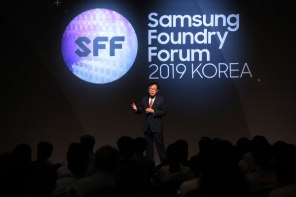 삼성전자가 3일 서울 그랜드 인터컨티넨탈 파르나스 호텔에서 ‘삼성파운드리 포럼 2019 코리아’ 행사를 열고 삼성의 파운드리 기술력을 바탕으로 국내 팹리스 업체와 파트너가 함께 성장하도록 노력하겠다고 밝혔다. 사진=삼성전자