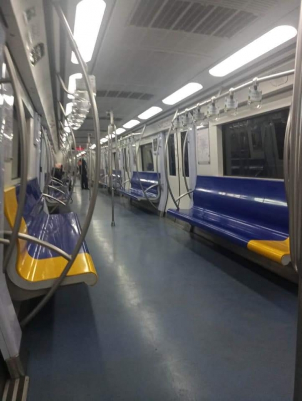 지난 2월 15일 김종필씨가 자신의 페이스북에 올린 퇴근 길의 지하철 모습.